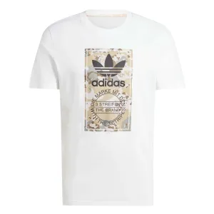 adidas - T-shirt pour homme avec étiquette graphique camouflage sur la languette (IL5119)
