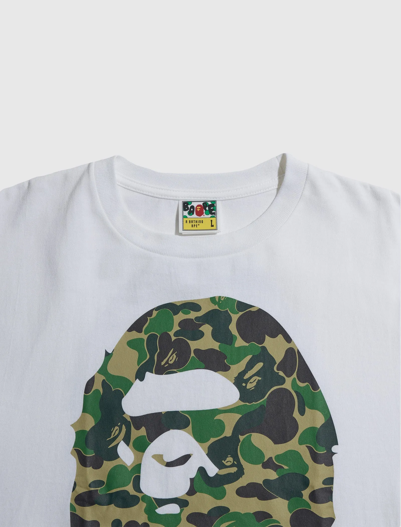 T-SHIRT À TÊTE DE GRAND SINGE