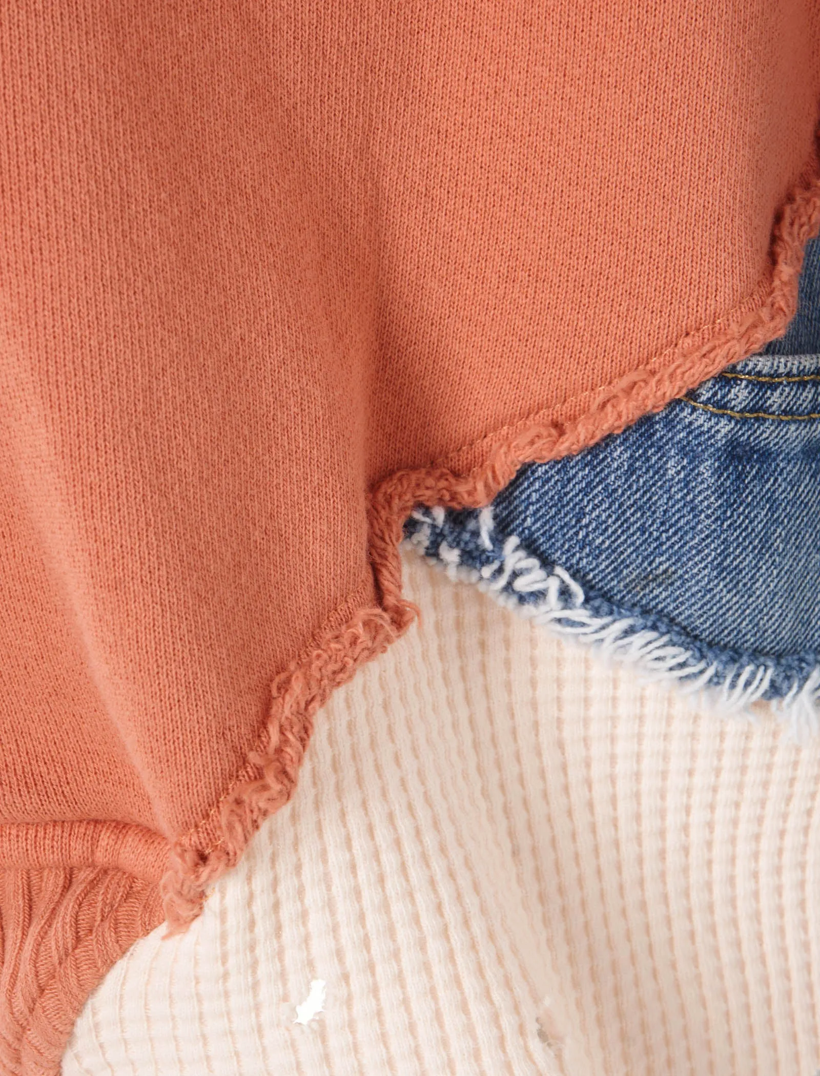 SWEAT À CAPUCHE FRAGMENT CORAIL