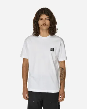 T-Shirt à Logo Teint en Blanc