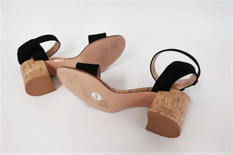 Gianvito Rossi Sandales en Liège Rikki Noir Suédé Taille 38 Bride à la Cheville Talon Moyen