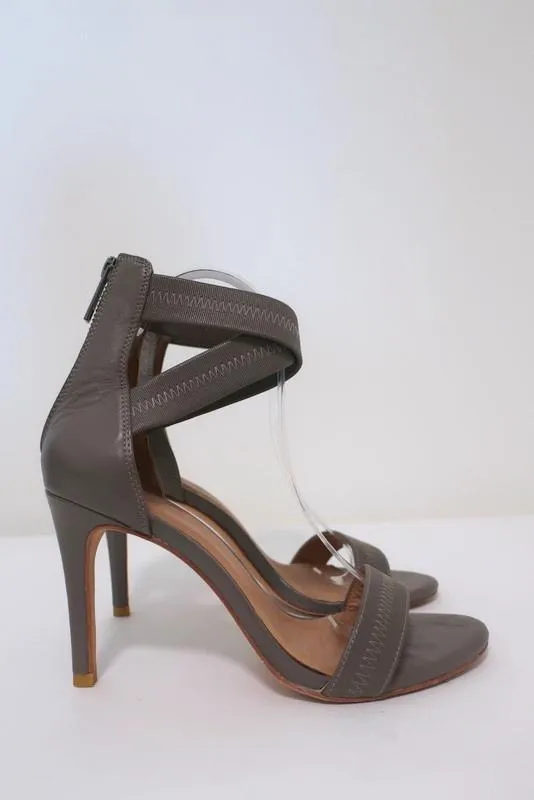 Sandales Joie Elaine Gray en élastique et cuir à brides croisées taille 38.5 à bout ouvert et talon