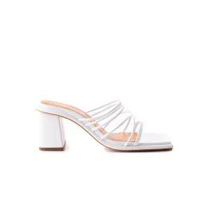Larisa Cuir Blanc