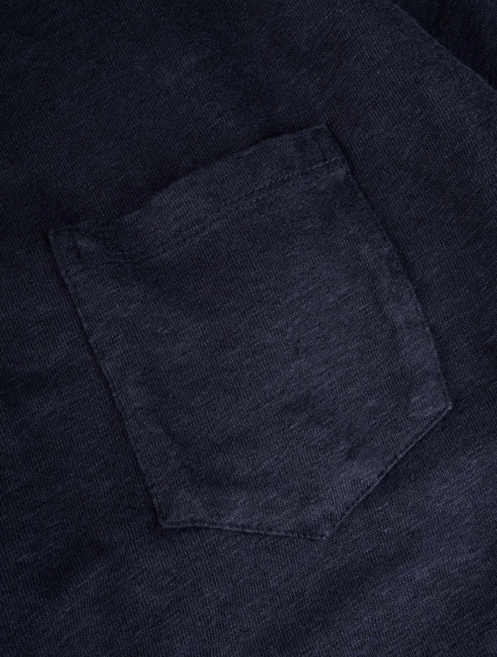 T-shirt de poche en lin bleu marine