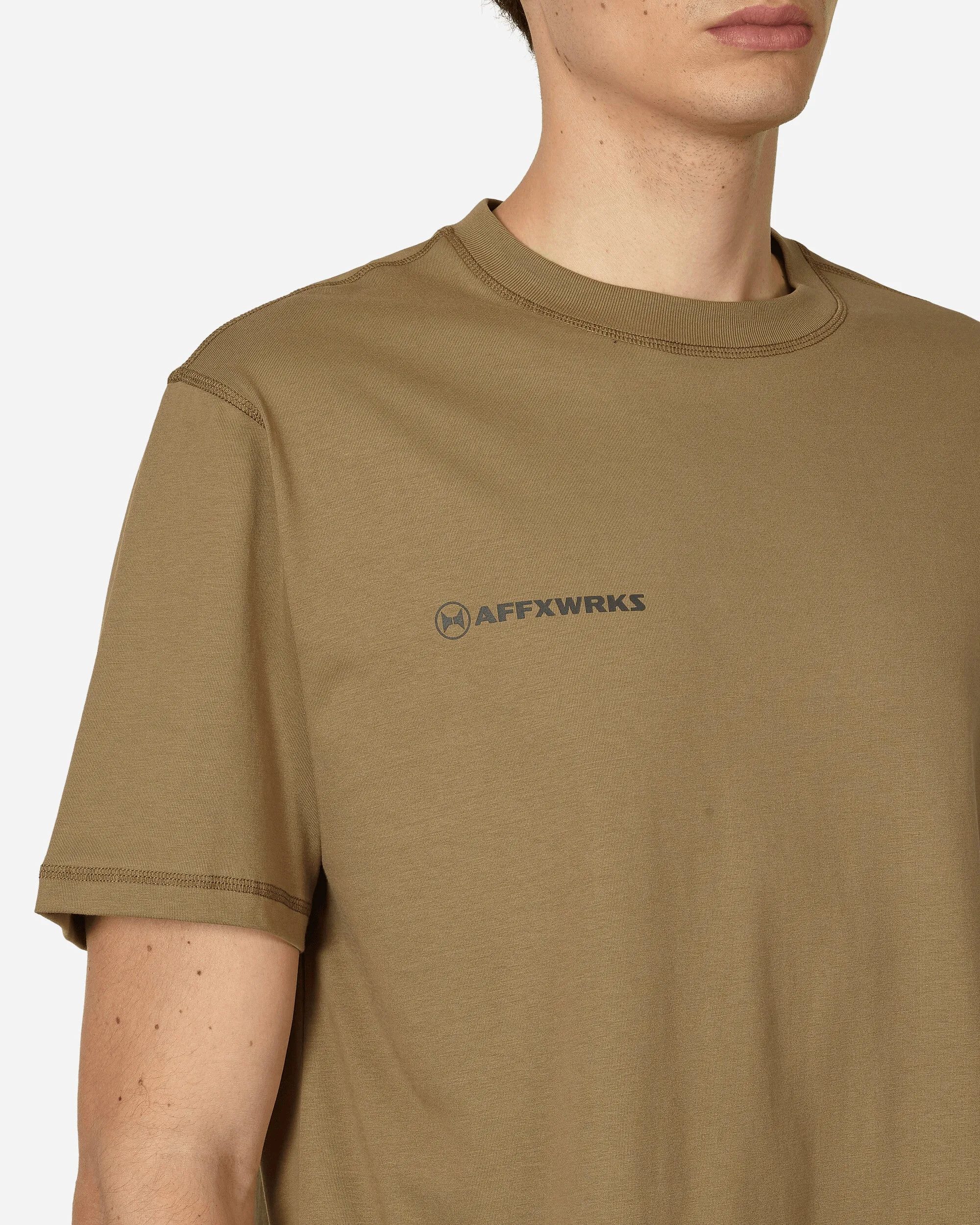 T-shirt à logo vert désert