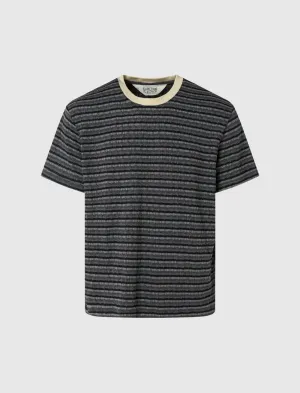 T-SHIRT ÉLAGUÉ