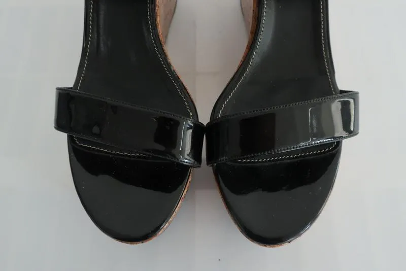 Sandales Sergio Rossi à plateforme en liège recouvert, en cuir verni noir, taille 40