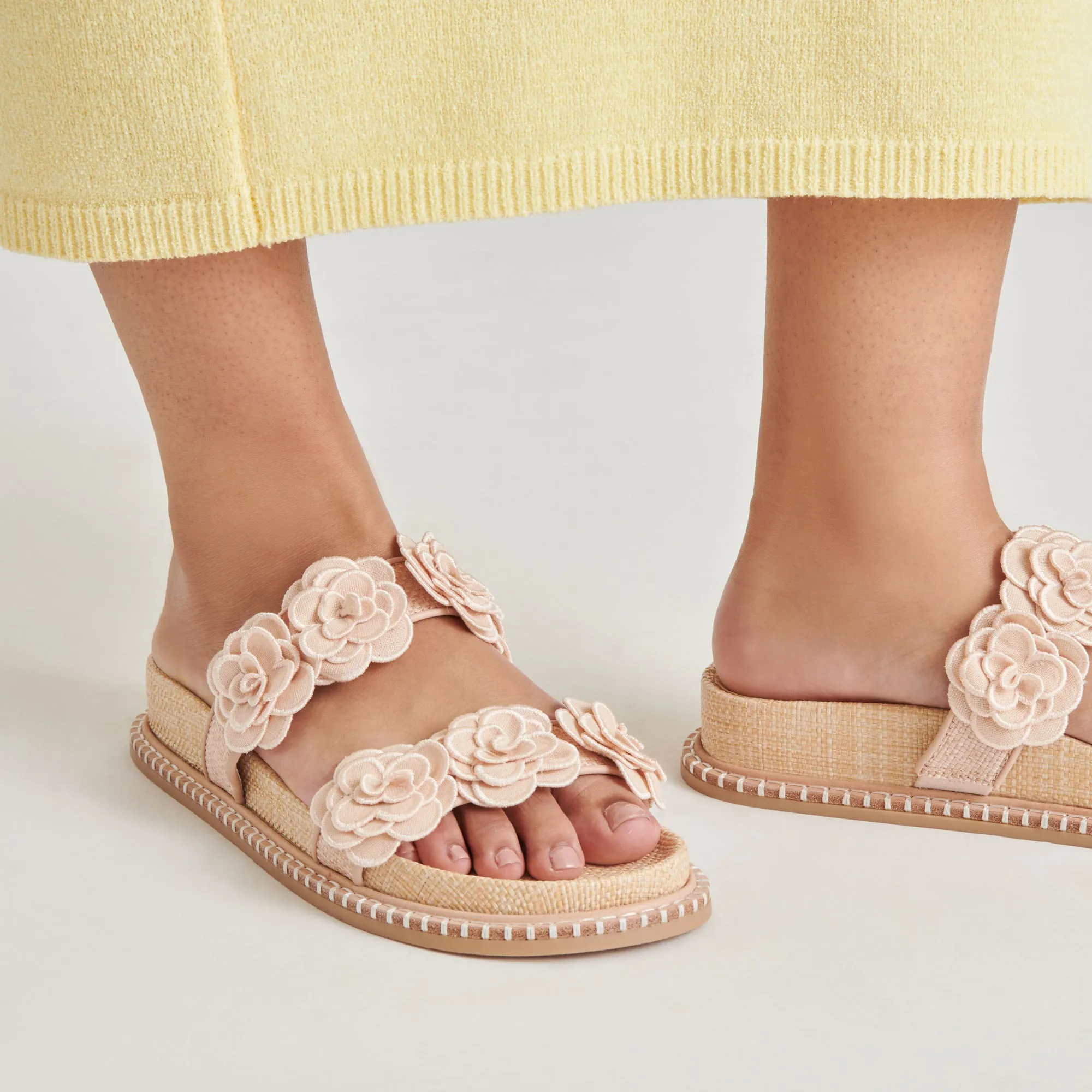 SANDALES SHERLA PRALINE EN RAFFIA