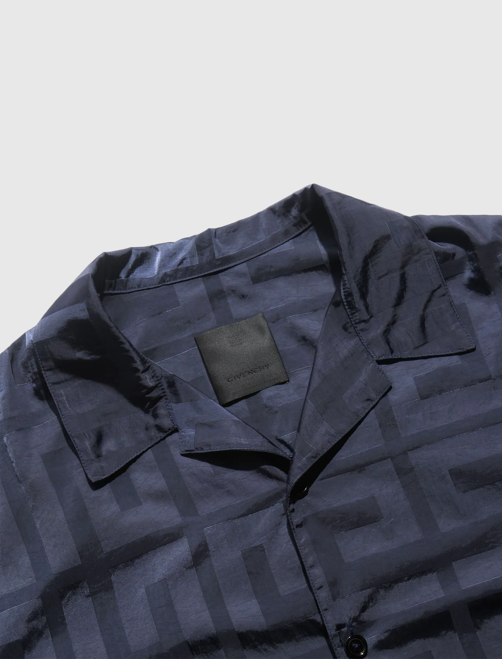 CHEMISE BOXY-FIT À MANCHES COURTES