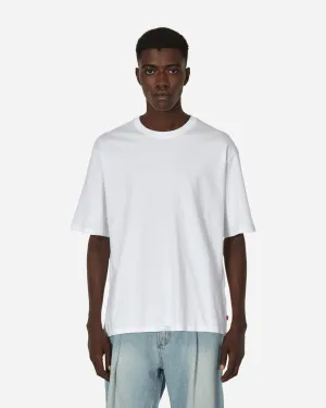 Le T-shirt à manches courtes blanc