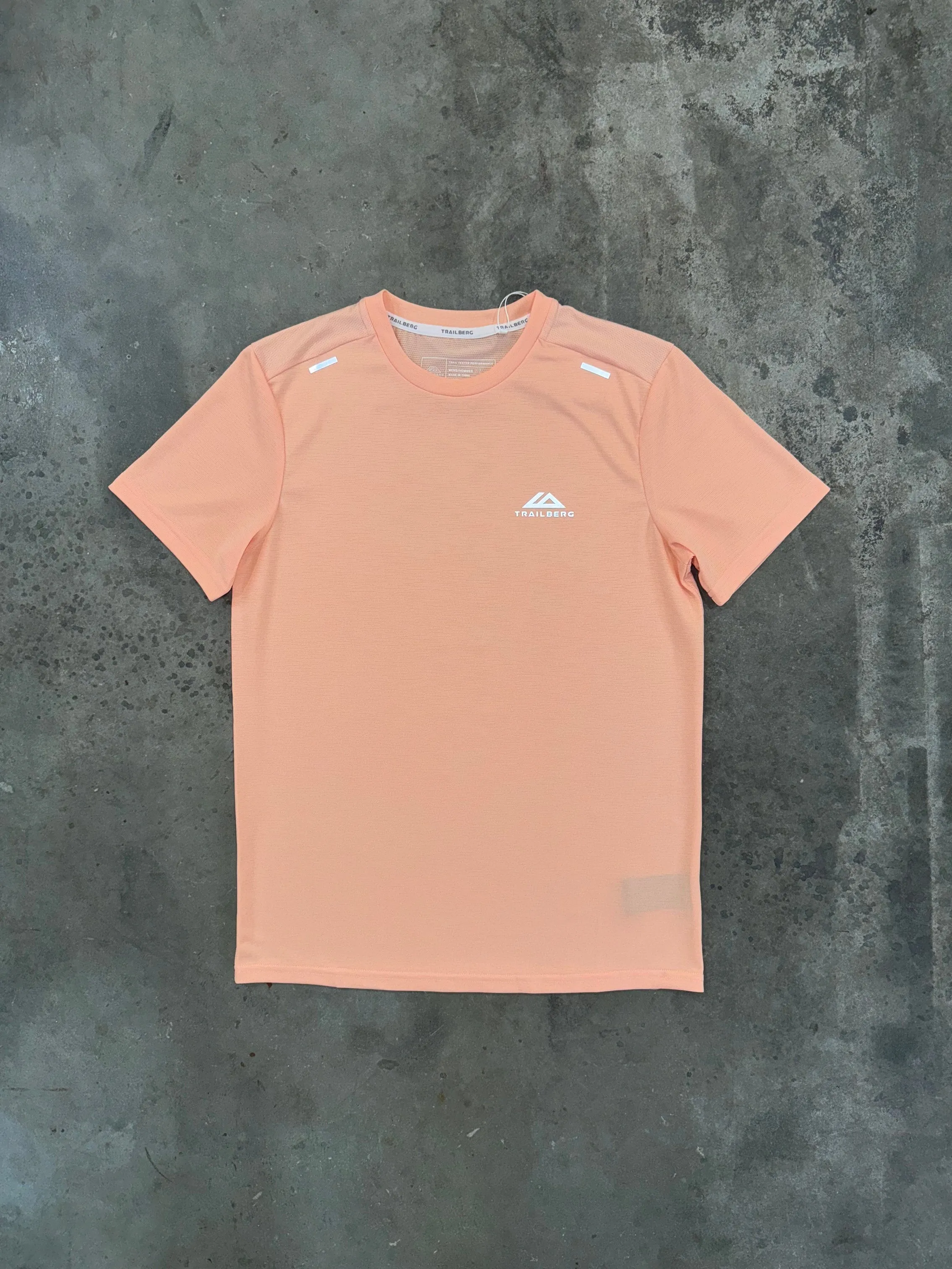 T-shirt Trailberg Crest - Pêche