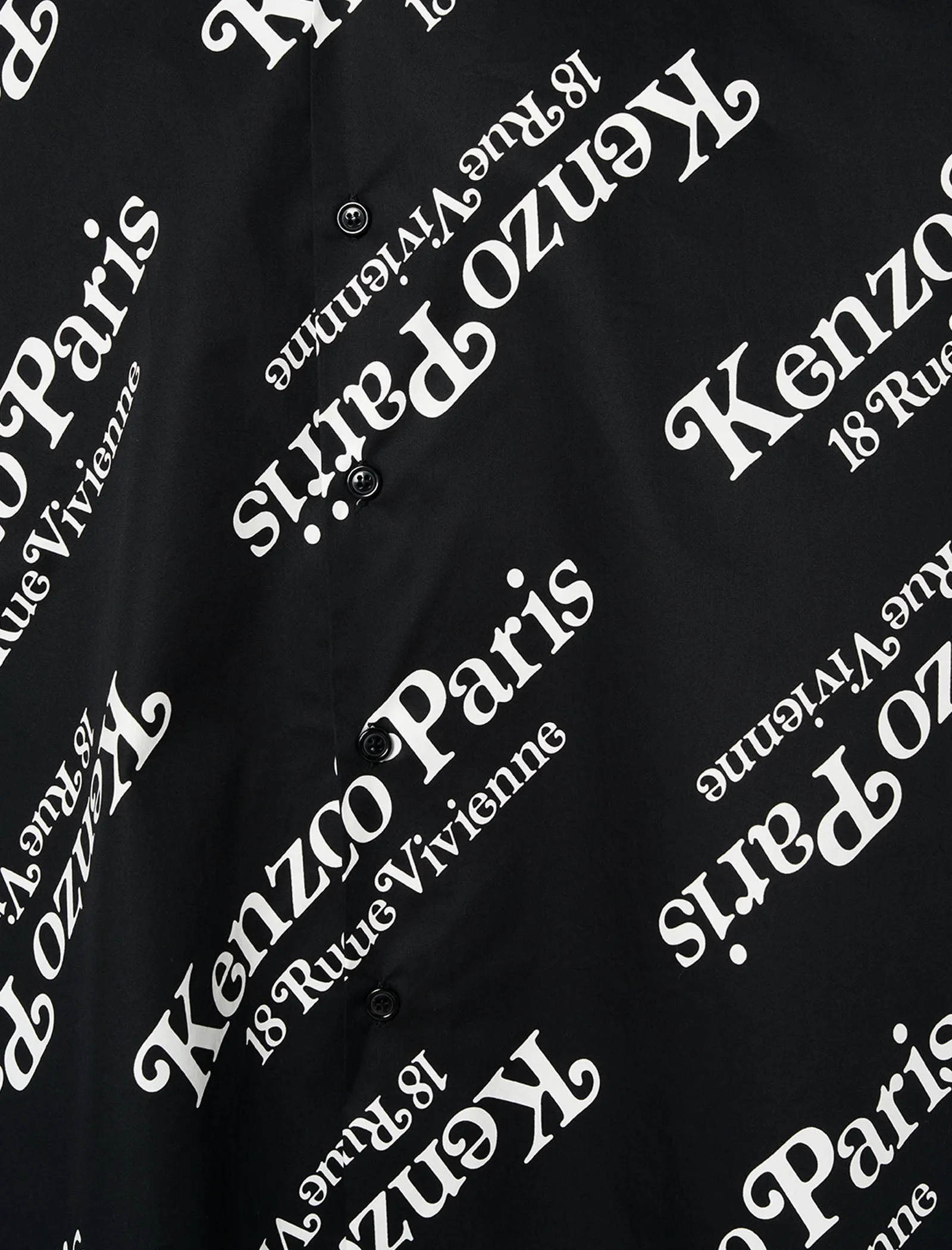 CHEMISE À MANCHES TRÈS COURTES