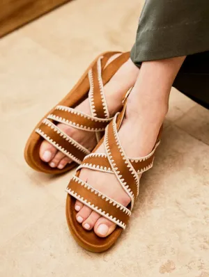 Sandales Arbellara à brides croisées en simili cuir vegan | Camel