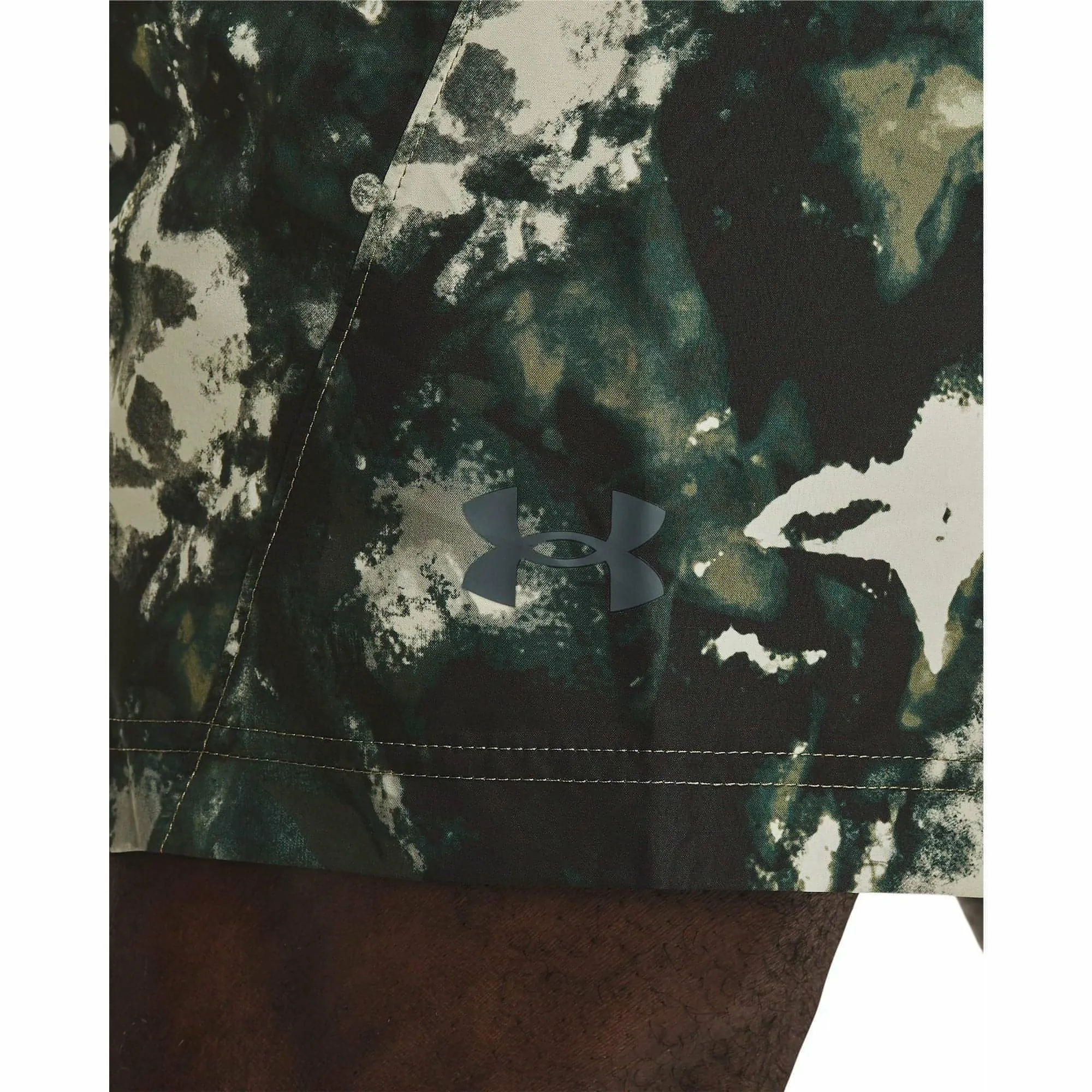 Vêtements Under Armour Hommes Short d'entraînement Under Armour Woven Adapt pour Homme - Vert