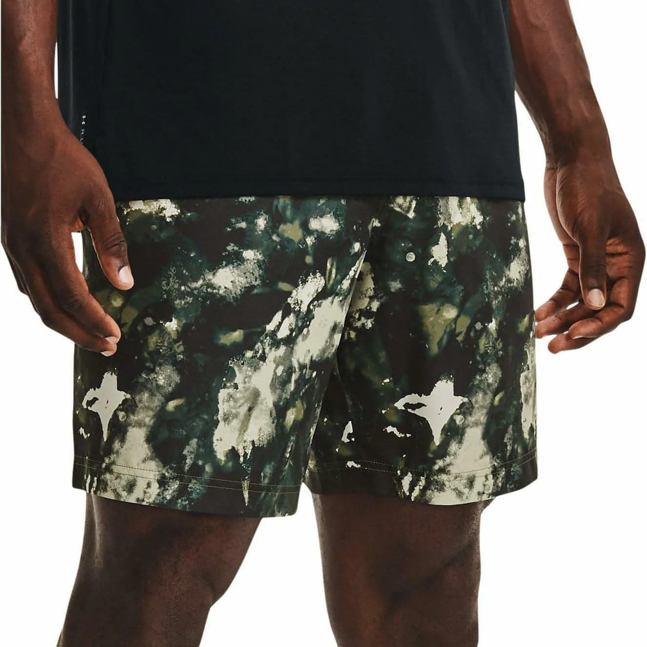 Vêtements Under Armour Hommes Short d'entraînement Under Armour Woven Adapt pour Homme - Vert