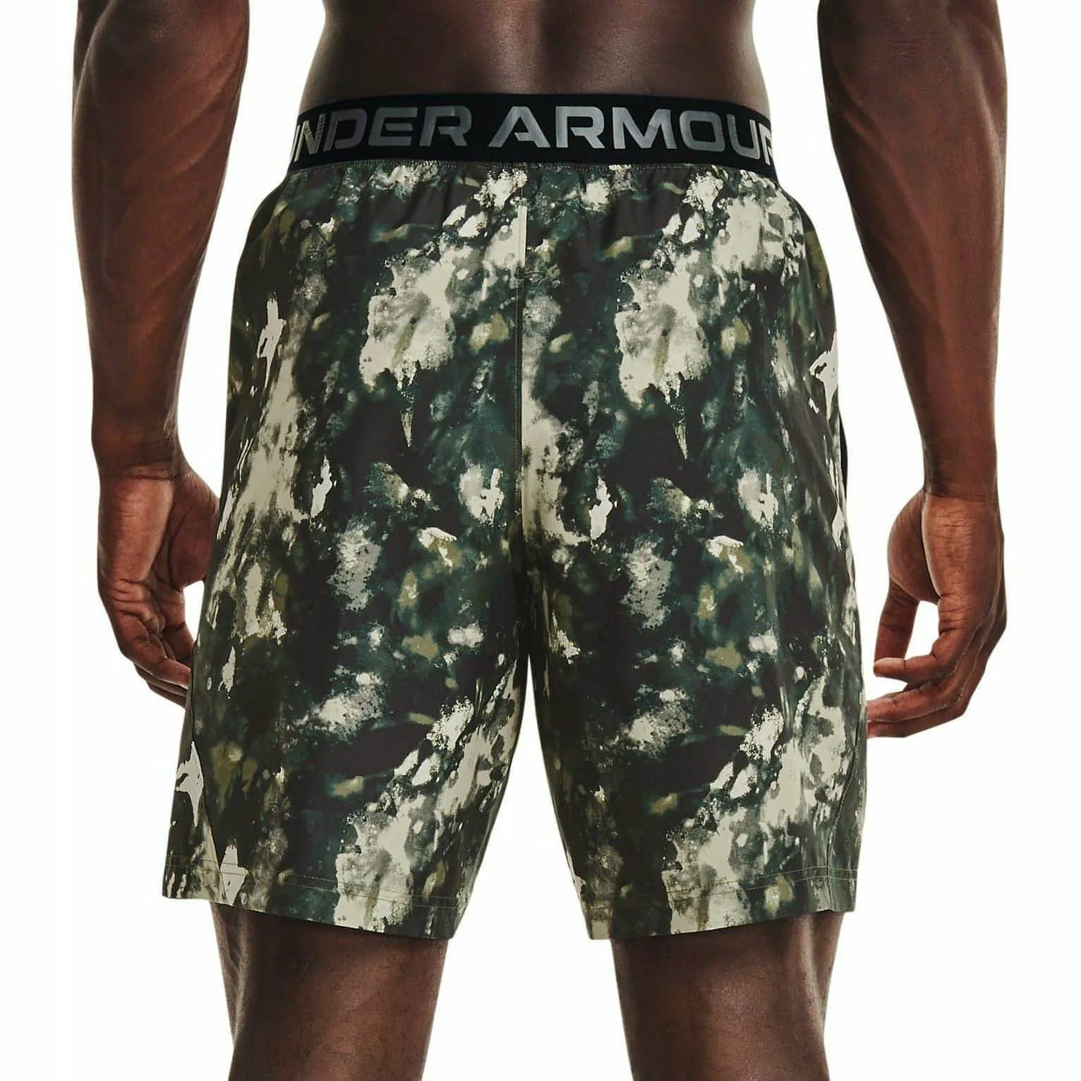 Vêtements Under Armour Hommes Short d'entraînement Under Armour Woven Adapt pour Homme - Vert