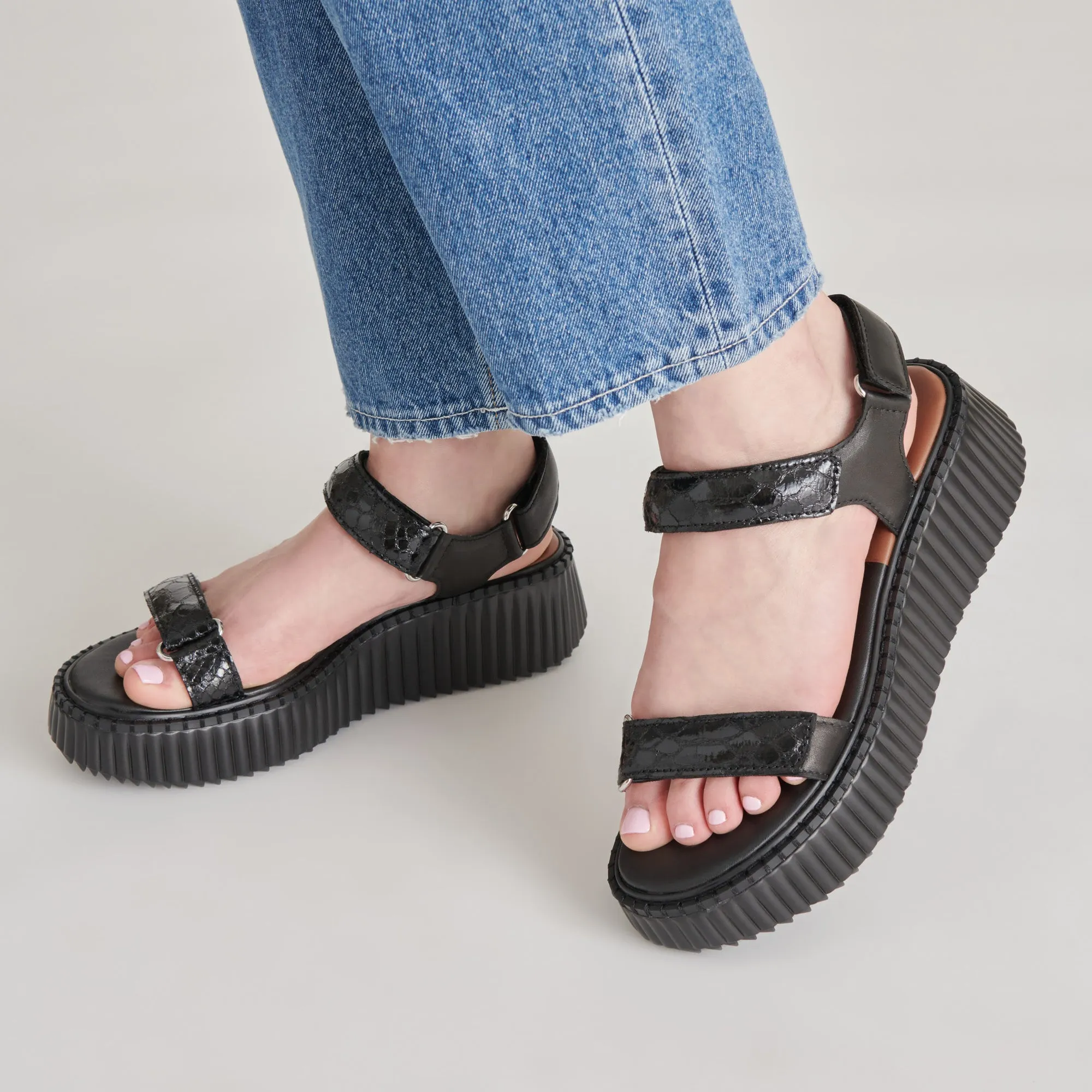 DEBRA SANDALES MINUIT CUIR EMBOSSE