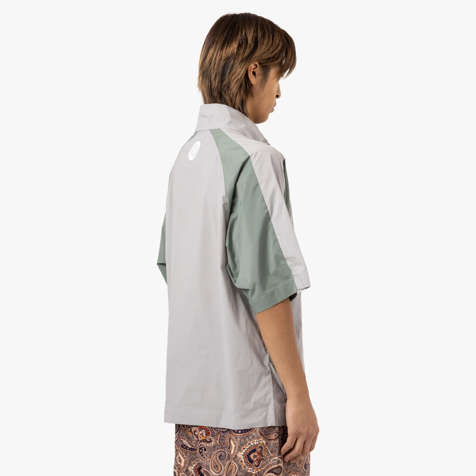 Veste coupe-vent à manches courtes avec panneaux Metalwood Titanium / Sauge