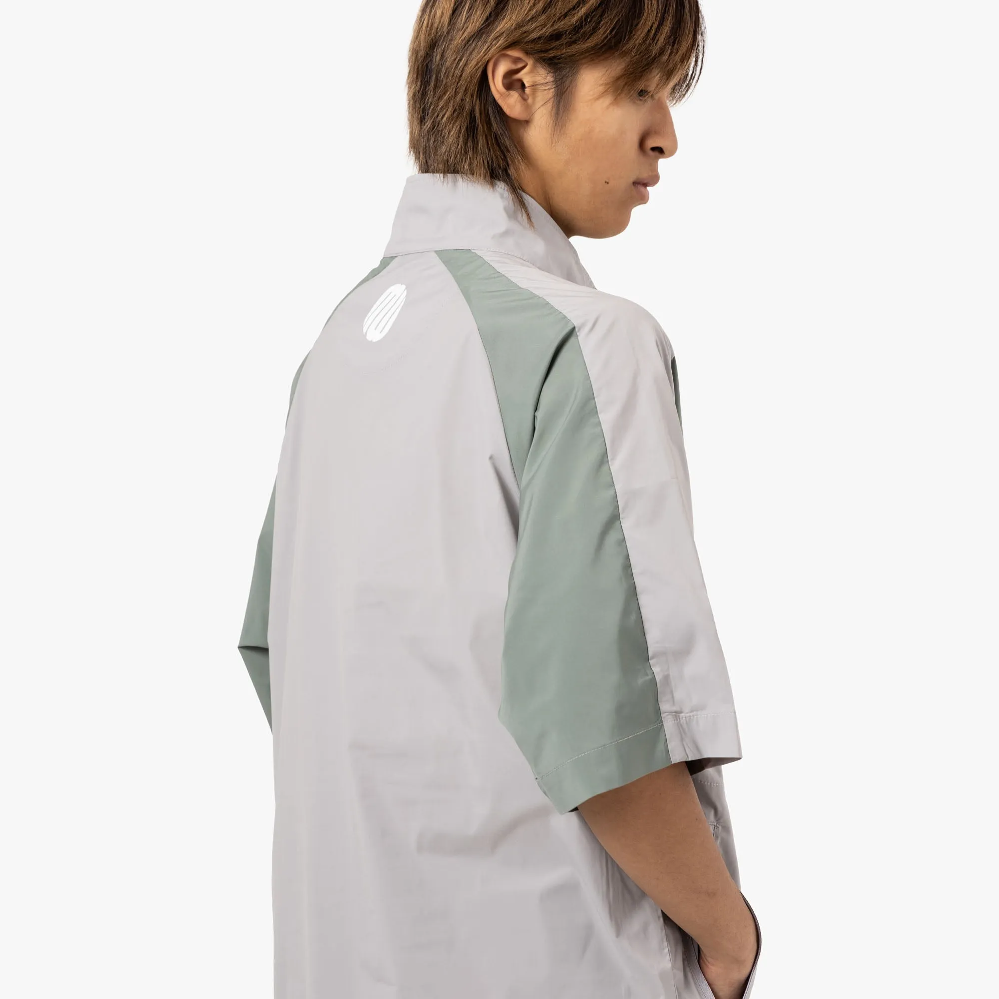 Veste coupe-vent à manches courtes avec panneaux Metalwood Titanium / Sauge