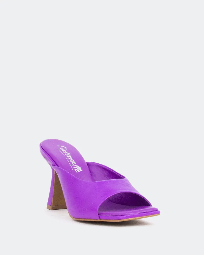 Noella, Cuir Violet