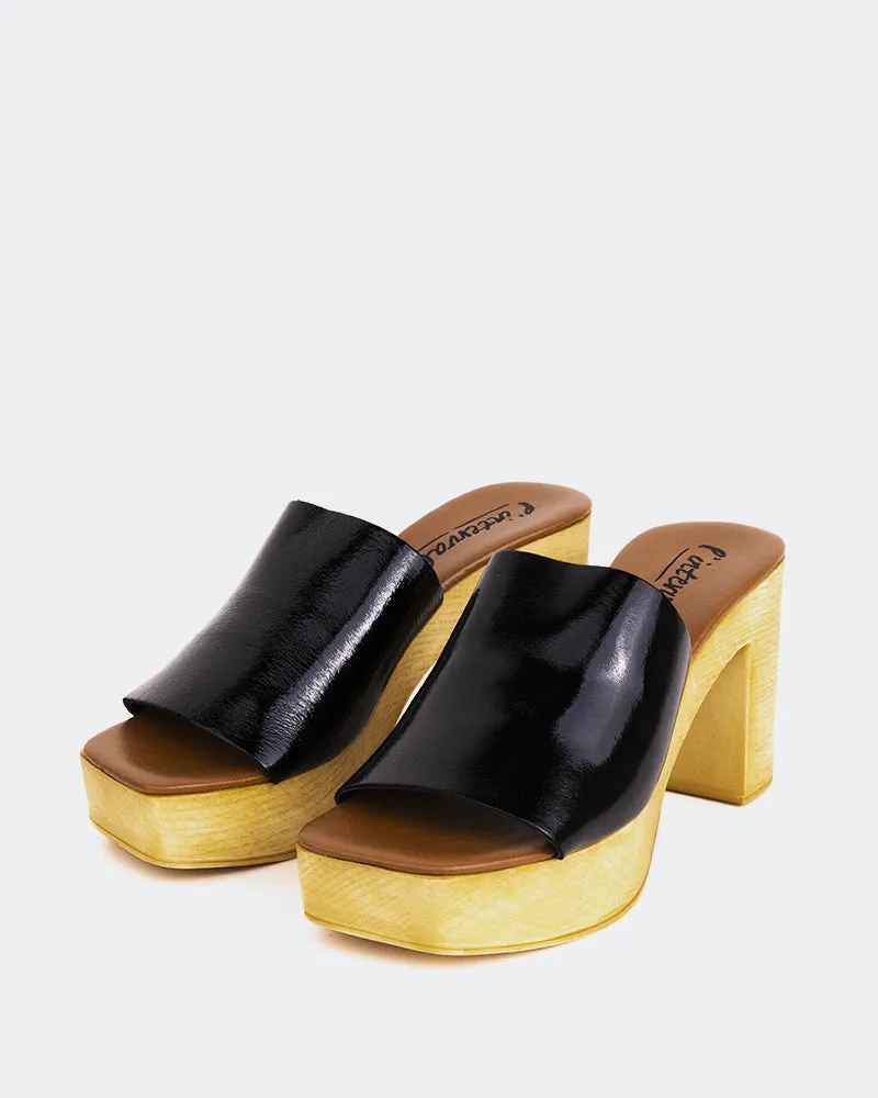 Snicker en cuir noir