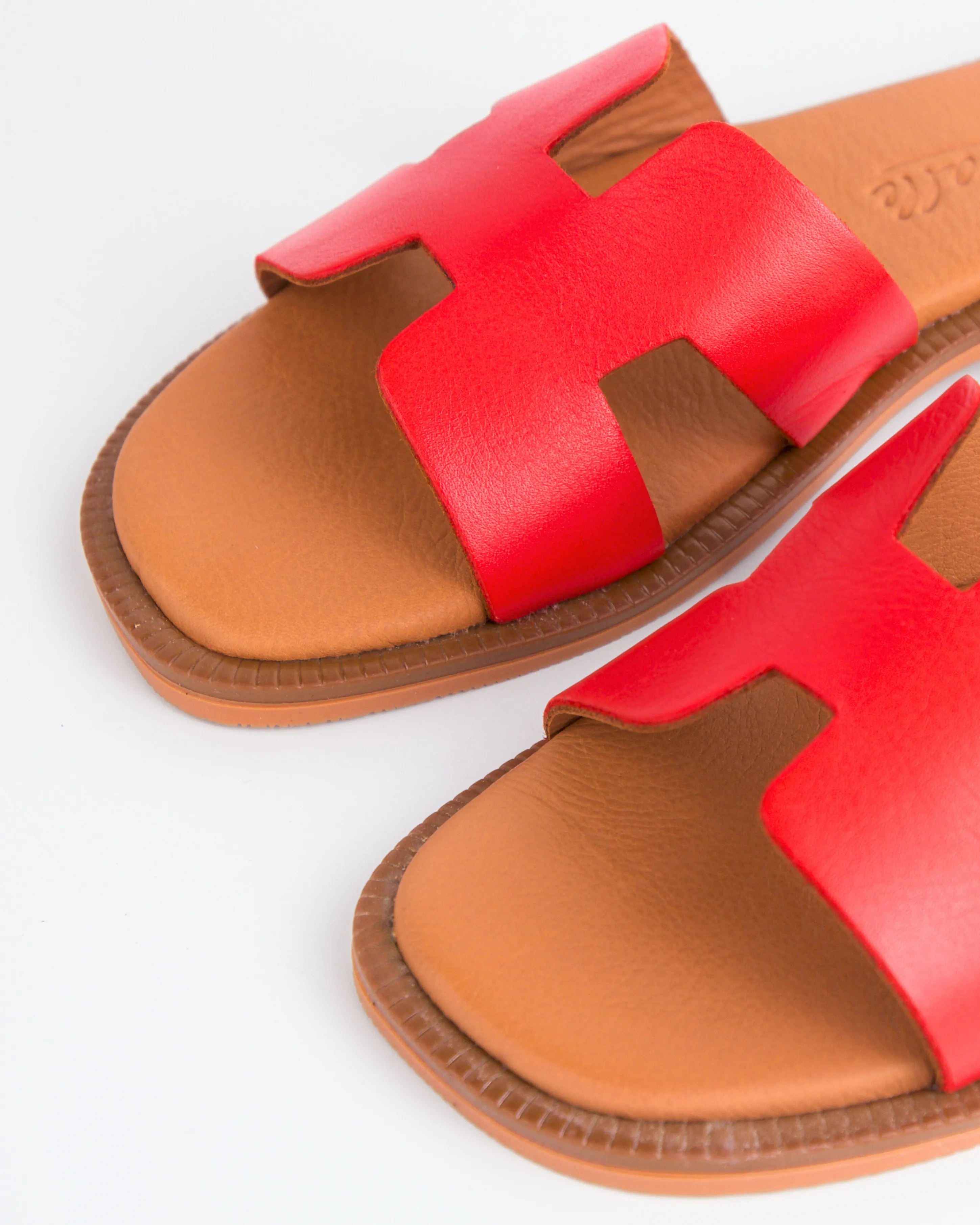Valmy Cuir Rouge